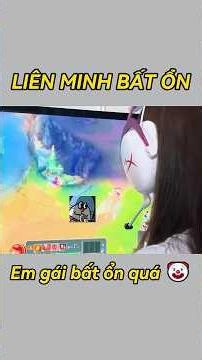 My Sister's Been Playing League for 10 Years and Still Misclicks 😂🎮🔥