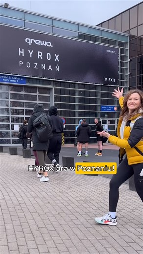 Izabela Turowicz on Instagram: "HYROXIARA w Poznaniu! Czyli mój kolejny start w dywizji Hyrox Women Open 😊 Większość stacji oraz bieganie z poprawionym czasem względem poprzedniego startu w Gdańsku 🔥 Ogromny problem miałam z Burpees i Wallball… ciało i głowa nie chciały ze sobą współpracować 🫣 Mimo to start uznaje za udany! Moja trenerka uważa, że stać mnie na więcej więc bierzemy się za ciężką pracę… @ewa.kopczak_chudzio ❤️ A jest nad czym pracować!! @hyroxpoland Hyrox Poland • HYROXiara • B