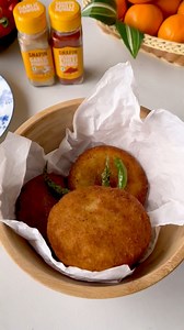 1.8M views · 23K reactions | Rajasthani Pyaaz ki Kachori with a TWIST...