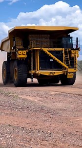 53K views · 1.2K reactions | Good Morning! 朗 Check out our Tinaja Hills 794 AC and 793F zooming along our Two-Mile Loop, and although they may look similar in size from this angle, the 794 can actually hold 71 more tons. Hit like if off-highway trucks are your thing!  | Caterpillar Demonstration and Learning Centers | Facebook