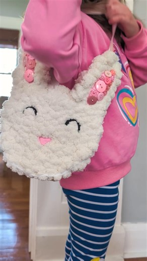 cardboard loom woven bunny purse 🐰 #easycraft #kidcrafts #cardboardcraft