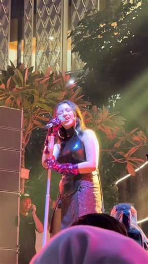 Awali tahun baru dgn Cinta Seperti Aku - Tiara Andini #tiaraandini #mootiara #cintasepertiaku #live