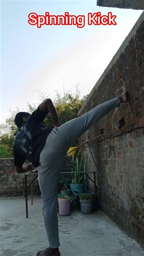 Spinning Kick Tutorial 🥋🦵 #kick #shorts #knockout #kickboxing