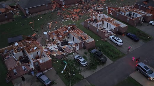 'Just total devastation': Multiple tornadoes damage hundreds of buildings across southern Mississippi