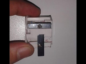 5 genius DIY hacks: Turn pencil sharpener blades into handy tools!