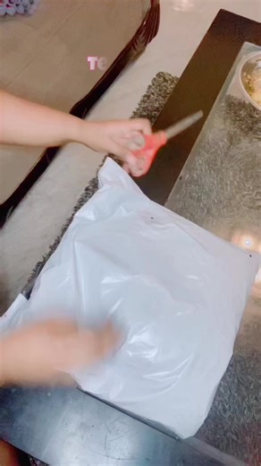 My first Temu order 🥹Thank you my hubby boy🥹😘♥️#foryou #foryoupage #viralvideo #trending #fypシ゚ #seragirl🦋❤️ #rangaishi❤️✨ #Rangawife💍❤️ishi #mrsserasinghe🌎 #fyyyyyyyyyyyyyyyy #pandagirl❤🐼💗