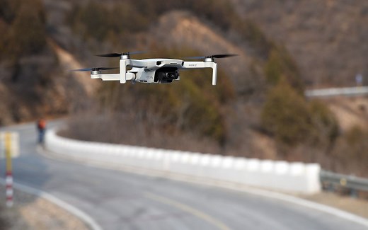 大疆DJI mini2无人机试飞：掌中的机甲武士 天上的幻影精灵