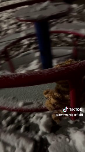 Garfield doesnt give a f..