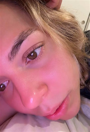 posting this cause tiktoks down anyways 😍💪 so if u ARE seeing this um 😃😃 well maybe u needed the reminder that everyone struggles & just 2 know ur not alone 😌❤️‍🩹 love u guys