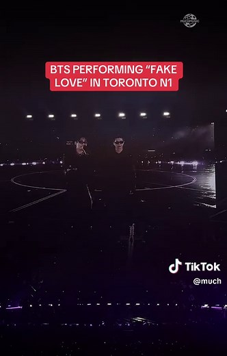 BTS performing Fake Love in Toronto — live Rogers Stadium highlights