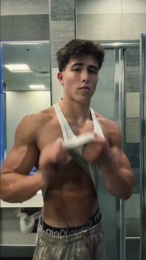 Young Muscle Guy Posing (jesse wilson7) #aesthetic #aestheic #fitnessinspiration #motivation