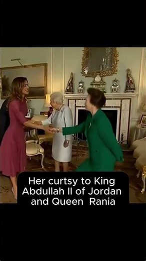 Princess Anne’s Timeless Curtsy — Pure Royal Grace 👑✨