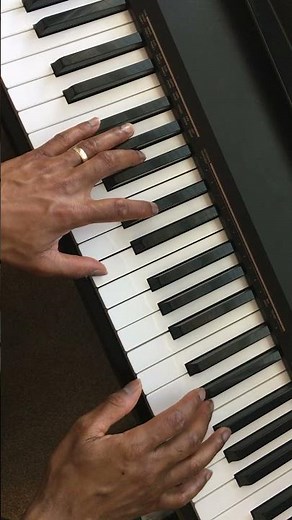 Play This F# Minor Jazz Piano Lick (Piano Tutorial)