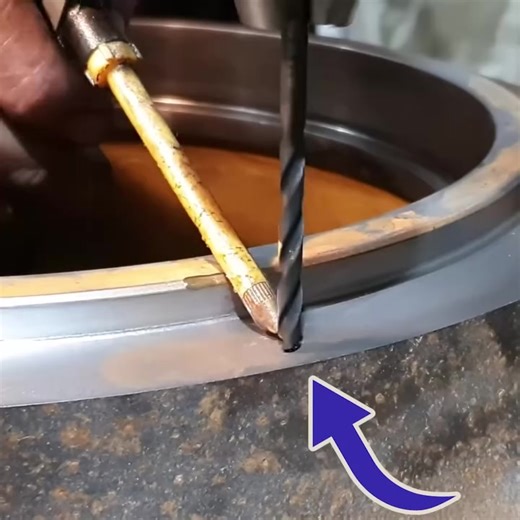 Final Drive Hub Repair for a Caterpillar D10T Bulldozer | Cutting Edge Engineering Australia