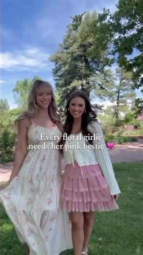 Floral & Pink Besties 🌸💗