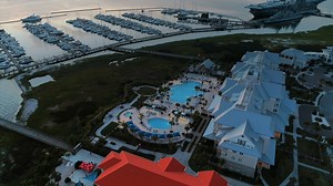 2.5K views · 110 reactions | One thing we love most about Charleston? Beach season is every season!  Click through to discover the 7 Best Beach Hotels in Charleston, including The Beach Club Charleston: bit.ly/2NwuA3h #TimelapseTuesday #ExploreCharleston -- ✨: in partnership with Vive Media | Explore Charleston | Facebook