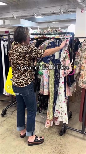 🎉 2025 at Bella Bliss Boutique ✨ This year was more than just fashion — it was community, growth & gratitude. 🛍 New arrivals we LOVED 🤍 Styles you showed up for 📦 Orders shipped near & far 🎀 Pop-ups, events & everyday moments 🔨 A quick remodel ✨ Small wins that meant everything From unpacking boxes to happy dances over sold-out styles — none of this happens without YOU. Thank you for shopping small, supporting local, and choosing Bella Bliss Boutique again and again. 💕 Here’s to more styl