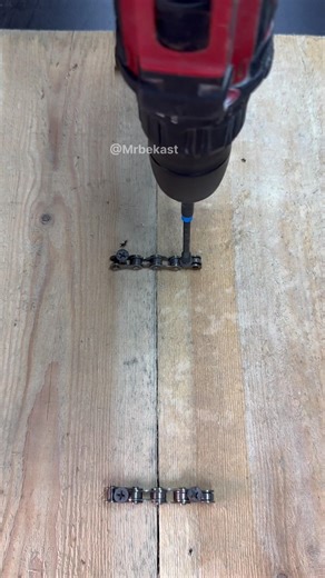 How to connect wood using chains