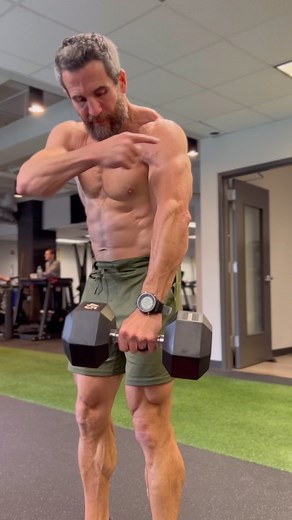 315K views · 8.4K reactions | Shoulder and Core Gains Once you have exhausted your shoulders, throw these in for a beautiful finish. Don’t be surprised if your legs are on fire and you metabolism is revved up! My full training program in bio. Enjoy the New Year and start it off right  #shoulders #coreworkout #gains #newyear #motivation | PaulSklarxfit | Facebook