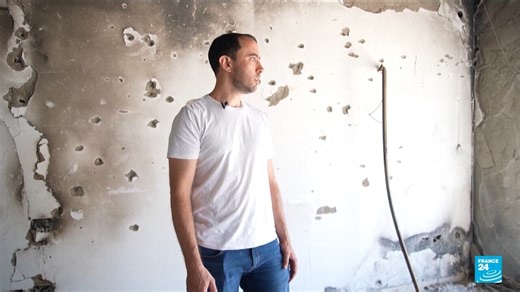 🇮🇱 On the second anniversary of the October 7 attack, Israel mourns the 1,200 people killed and 251 taken hostage by Hamas. While most hostages have been released, 20 remain in captivity and 28 bodies are still held in Gaza. 🗣️ Freed hostage Tal Shoham, who endured 505 days in captivity, says he no longer believes peace is possible. | FRANCE 24 English