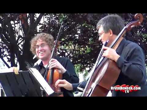 Alton Symphony Quartet Performs Classic Hits and Symphonies at Robert Wadlow Statue
