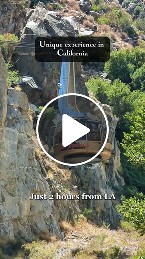 The world's largest rotating team car is in California 😍 @palmspringsaerialtramway is the world’s largest rotating tram car—travels over two-and-one-half miles along the breathtaking cliffs of Chino Canyon, transporting riders to the pristine wilderness of the Mt. San Jacinto State Park. During the ten-minute journey, tram cars rotate slowly, offering picturesque and spectacular vistas of the valley floor below. Once you reach the Mountain Station—elevation 8,516 feet—you can enjoy two restaura