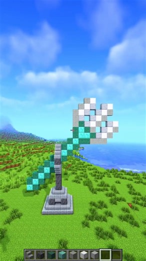 Building a Giant Trident Statue in Minecraft! 🔱💎"