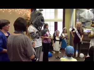 Hokey Pokey by Larry and Lily