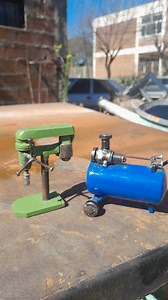 6.4K views · 37 reactions | Te gustan las herramientas pero nunca tenes plata para comprar? Acá te dejo la solución 藍藍藍#leobesson #arteenhierro | Herreria Leo Besson | Facebook