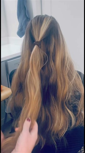 Easy 1/2 up 1/2 down hairstyle that anyone can do! #fyp #hairstyle #diyhairstyle