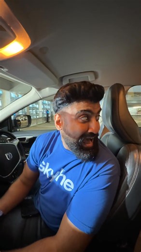 Halloween special🦇🎃 #taxi #skyline #operator #taxioperator #skylinetaxis #car #carpool #northampton #miltonkeynes #wellingborough #bedford | Skyline Taxis 222111 / 260260