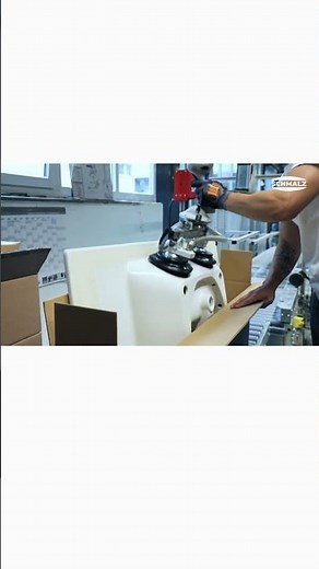 Ergonomisk hantering av tvättställ | JumboFlex från Schmalz