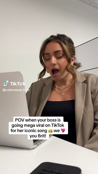 Let’s get @Brit Smith to #1! 🎉🥳🎊 #colorwow #britsmith #karma #britsmithkarma