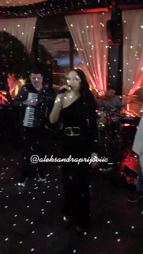 #aleksandraprijovic #aleksandrazivojinovic #fy #serbiansinger #serbiangirl #love #foryoupage #foryou #live #fans #uživo #serbian