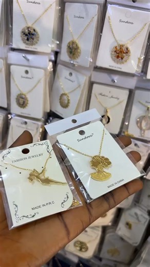 Bijoux en Gros : Grossiste en Bijoux Modernes