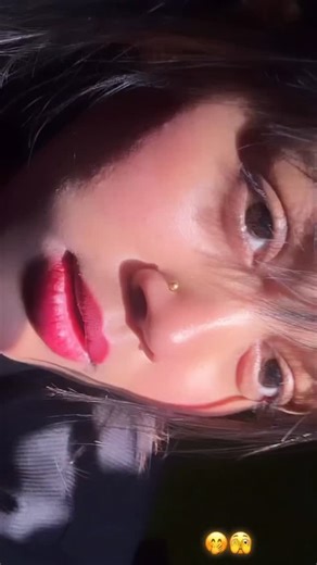 Rêd Chērrÿ on Instagram: "Rat ke 12 baje koi v reel dalo wo viral hoti h kyaa…?🤧 #viralvideo #instagram #trend"