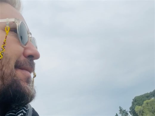 Jeremy Loops on Reels