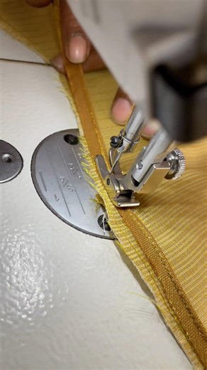 🔥 Ramzan Sale Rush! Why Is Everyone Booking This Perfect Blouse Stitching?😳#ramadan #shorts #love