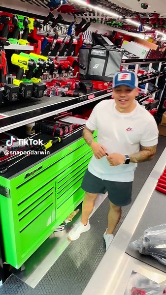 Looking for the perfect upgrade? Our 55” Double Bank Classic Toolbox has ALL the space and style you need to stay organized and crush the workday! 💪🔧 Your tools deserve a home as tough as you are. 😎 Ready to level up? #SnapOnLife #ToolboxGoals #ShopOrganization #UpgradeYourTools #MechanicLife #ToolTime #WorkSmart #ToolboxFlex #SnapOnDealer #GarageGoals #SnapOn #ForYou