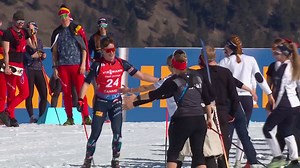 The way the women (from all teams!) waited for every one of the men in the final Mass Start next to the tracks to give them a high 5 on their way into the finish! 🔥😍 We love to see it - it's what makes the sport so special! | Biathlonworld
