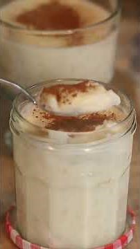 Creamy Greek Rice Pudding: Rizogalo