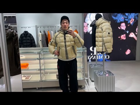 I'm interested in this year's CP Company DD SHELL down jacket, but Stone Island is also a must buy!