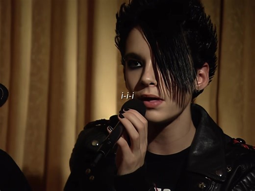 Rare Bill Kaulitz Clips—Quality May Vary!