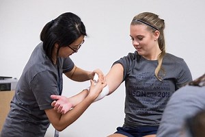 Campers go hands-on for lessons about nursing » Liberty News