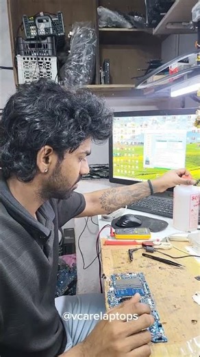 Professional Motherboard Repair 🔥 Replace it” ❌ “We’ll Repair it” ✅