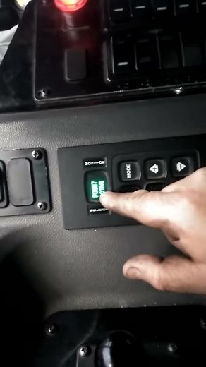 How reset a Allison transmission key pad