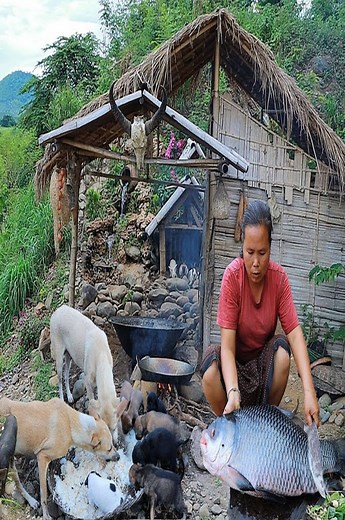 10K views · 99 reactions | Survival skills - woman found catla fish for cook - Eating delicious | CHEF GIRL | Facebook