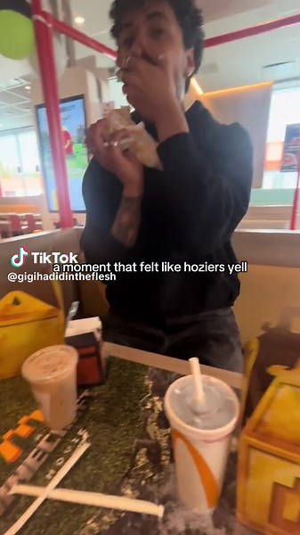 Exploring the Grimace Egg in Minecraft: A Fun Adventure