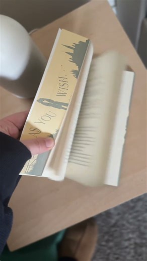 Obsessed with this limited time deluxe edition of The Princess Bride 😍