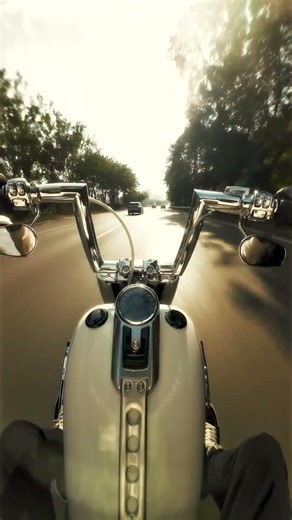 chopper on raod with fast riding and good sound #chooper #chopperstyle